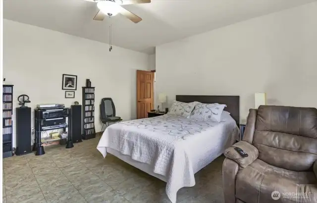 Spacious Primary Suite with Walk-In Closet and 5 piece Bathroom