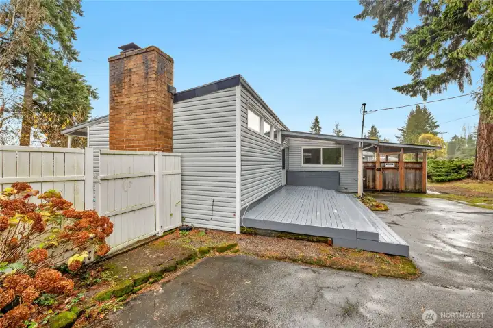 Looking north. Front of home.