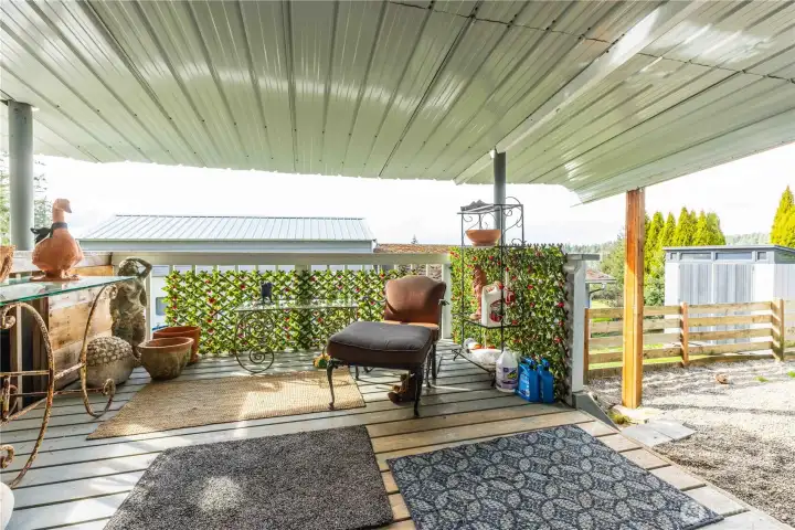 Lower covered patio