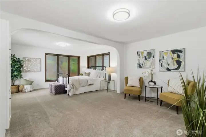 Huge primary bedroom