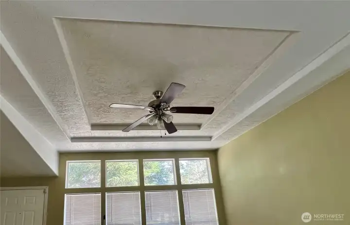 Coved ceiling and floor to ceiling window