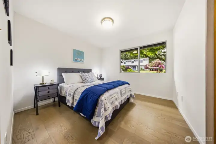 Comfortable Secondary Bedroom with Natural Light Comfortable Secondary Bedroom with Natural Light