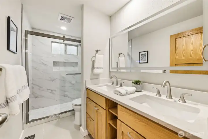 Updated Hallway Bathroom with Dual Vanity Updated Hallway Bathroom with Dual Vanity