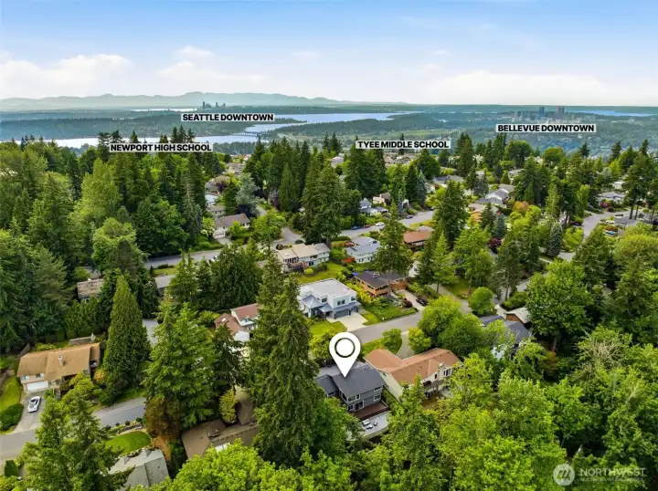 Somerset Location with Bellevue and Seattle Access Somerset Location with Bellevue and Seattle Access