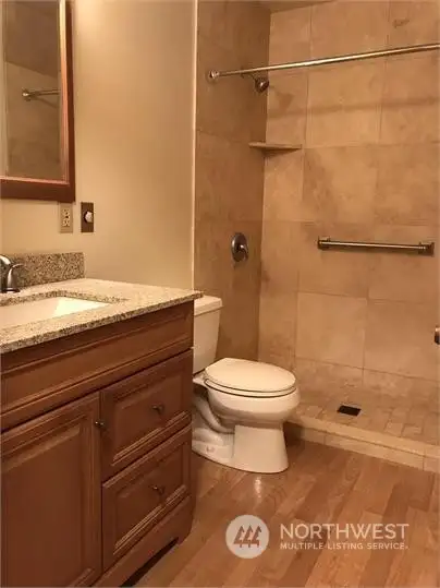 Unit 302 Bath