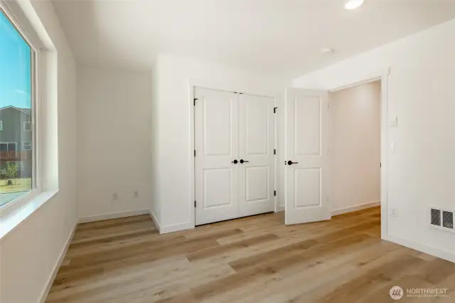 Photos shown are of a similar floor plan previously built in a different neighborhood (The Ridge in Blaine). Finishes and features may vary. Some items pictured reflect buyer-selected upgrades which are not included in the base price and may be added at an additional cost.