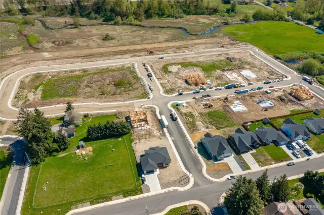 Welcome to Big Rock. A community designed with flexibility and surrounded by nature.