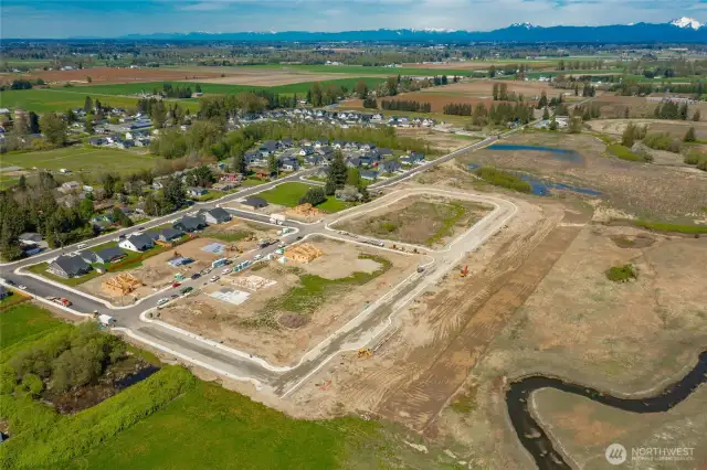 Welcome to Big Rock. A community designed with flexibility and surrounded by nature.