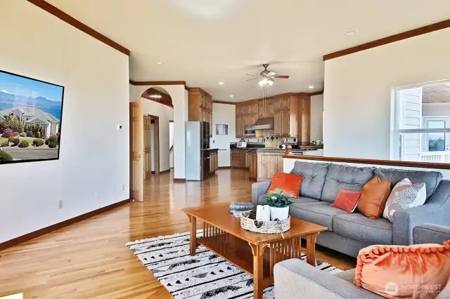 Open floor plan great for entertaining