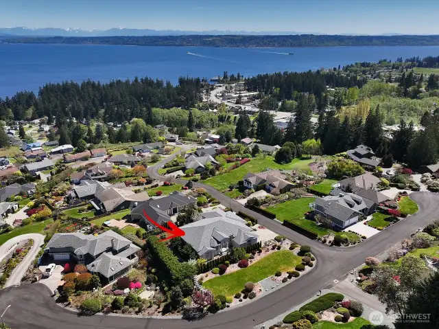 Home sits next to private community park managed by the HOA