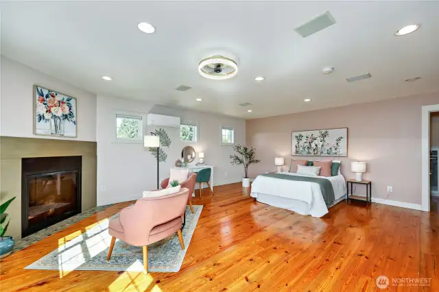Through the breezeway and up the stairs you will find a complete suite over the garage. It's so charming!