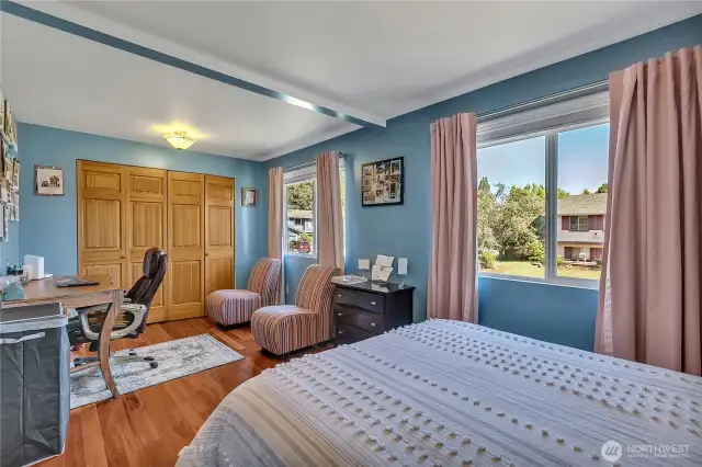 Upstairs 2nd bedroom