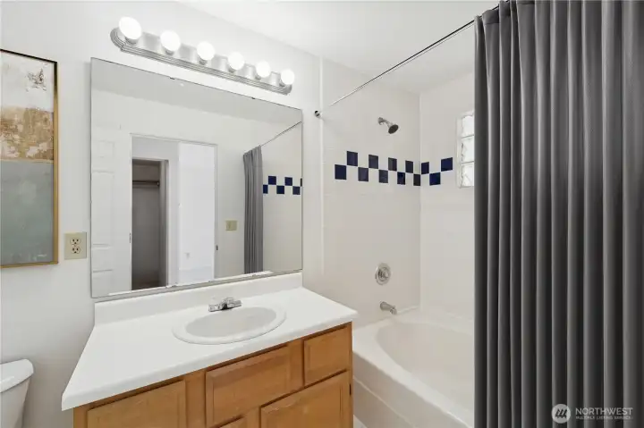 Virtual Stage - Primary ensuite