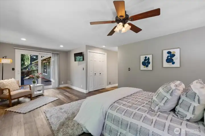 Look at this extra extension of the Primary bedroom! So many different possibilities! TV with arm stays!  Ceiling fans throughout the house and in the bedrooms!