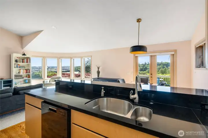 Perfect for gathering with friends or peaceful moments, opens and the doors and windows and take in your expansive views.