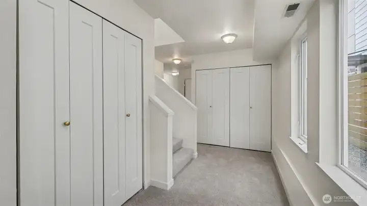 Lower level/Main entry