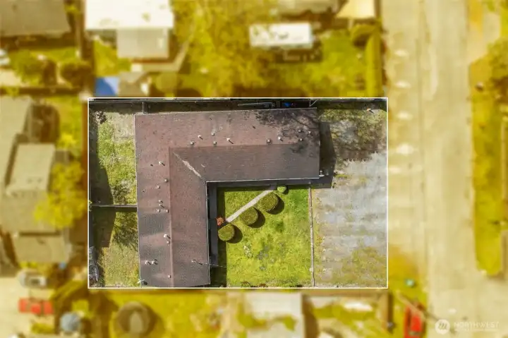 Birds eye view of this property located in R10 zoning.