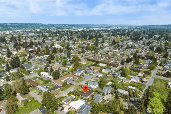 Aerial showing the dead end street location of this great opportunity!