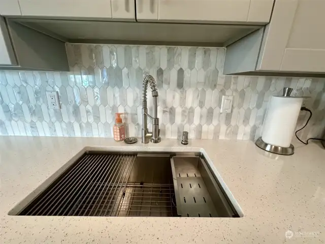 New Backsplash and sink