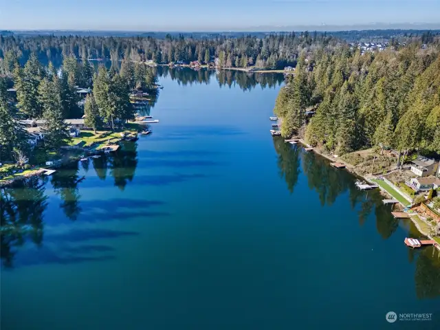 This is beautiful aerial view of Pipe Lake.  The club house is on Pipe Lake and it connects to Lake Lucerne. Bring your toys!!