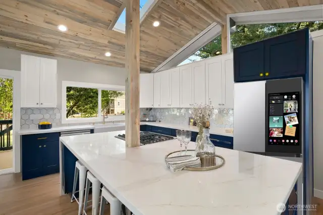 large quartz eat-in island - one large slab!