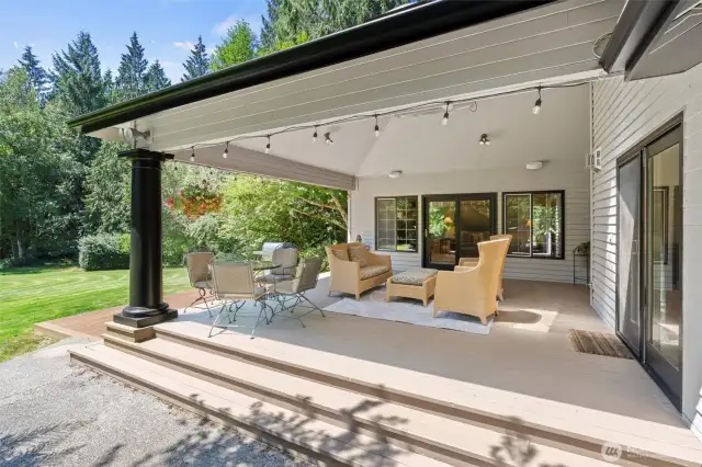 Whether you’re starting your day or winding down, this inviting retreat offers comfort, style, and a connection to the outdoors.