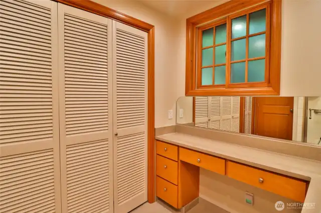 Large linen closet and washer / dryer in the 3/4 bathroom.