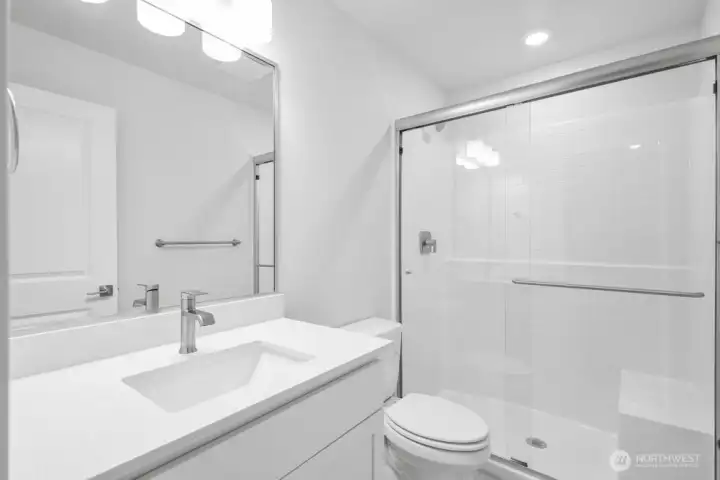13216 NE 127th Unit E ~ Ready Now
