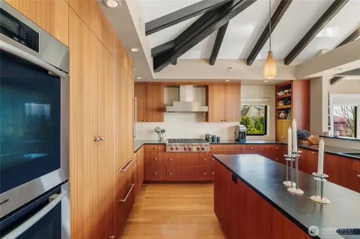 This large kitchen is a chef's delight. Featuring two sinks, a large island for gathering around or a fabulous prep station and high end appliances.