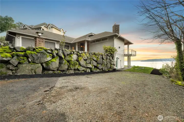 Great extra parking space