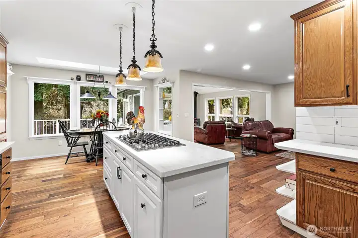 Gas Range And Eating Nook