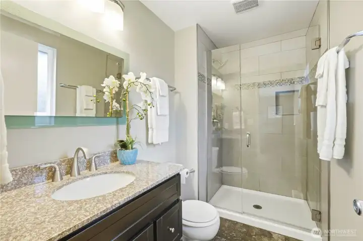 The primary suite bathroom.