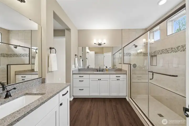 Separate sinks in Primary Bath