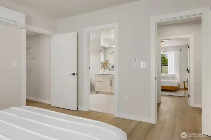 Upper Level Ensuite 1