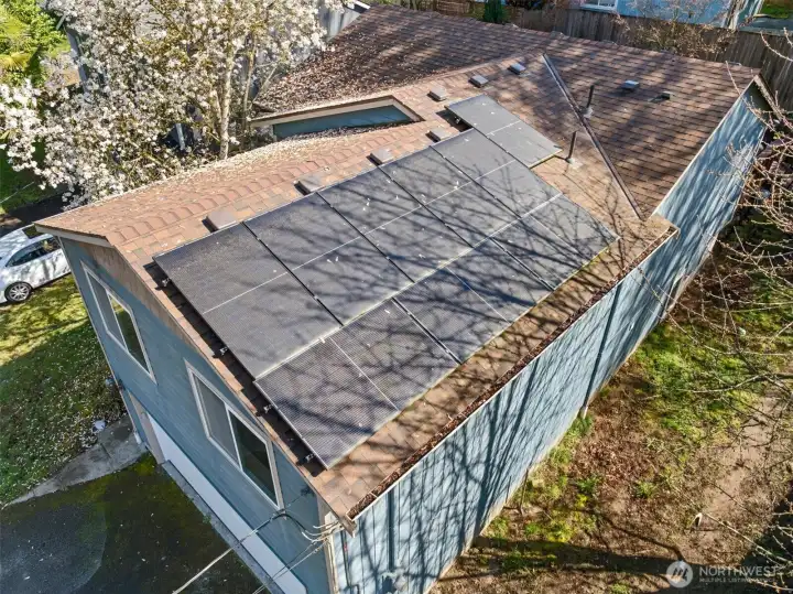 New Roof & Solar Panels