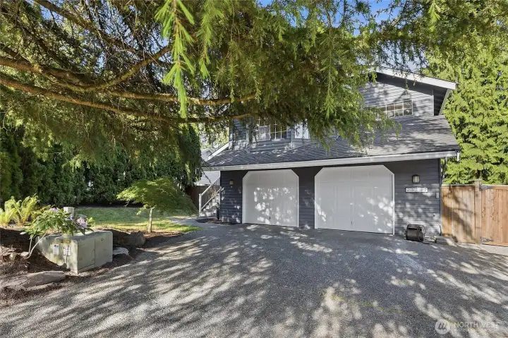 Welcome to this wonderful home in the Northwood neighborhood of Bothell! Welcome to this wonderful home in the Northwood neighborhood of Bothell!