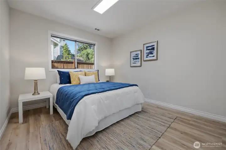 Lower level bedroom, ideal for guests. Lower level bedroom, ideal for guests.