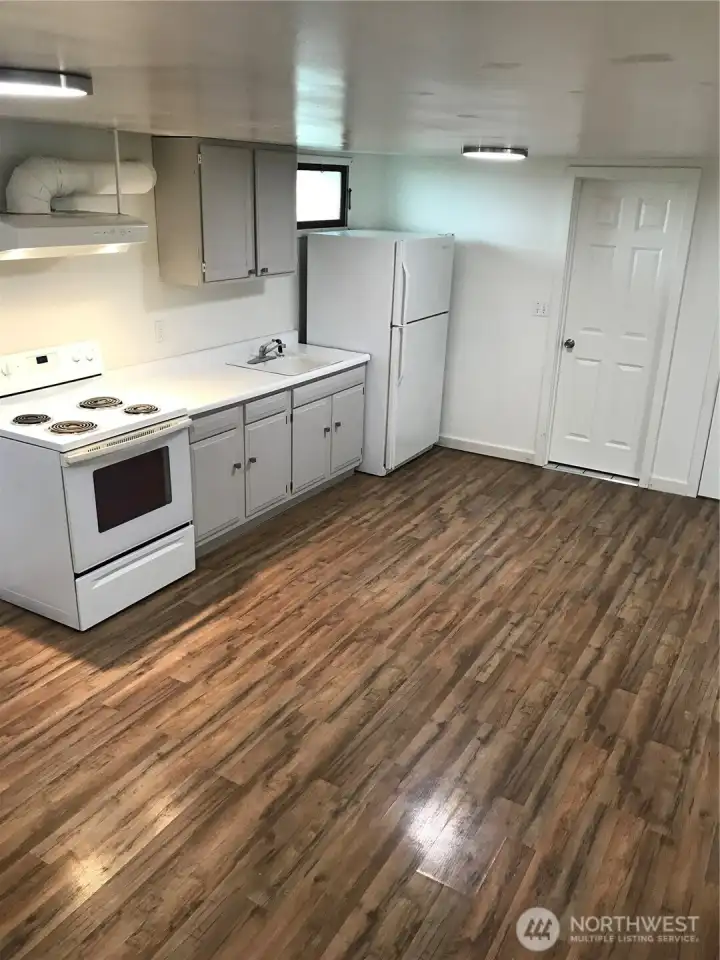 Unit C - Kitchen