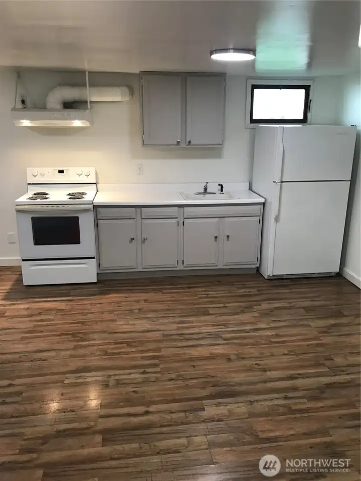Unit C - Kitchen