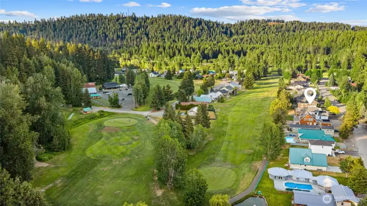 Enjoy a prime golf course location with easy access to the Nine Iron Grill for dining, drinks, and gathering with friends.