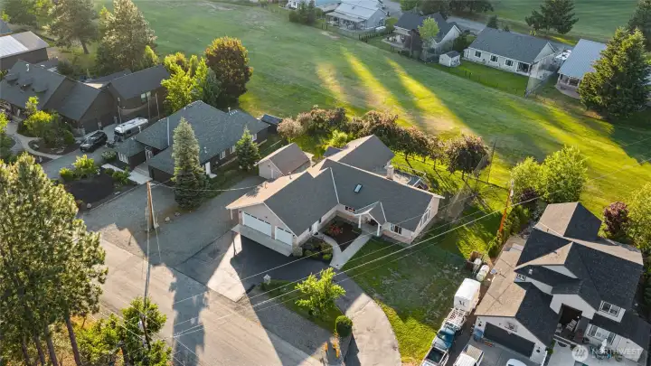 A coveted rambler on a double lot with a circular driveway, golf course setting, and incredible lifestyle opportunities. This is the one you've been waiting for. Come experience it for yourself!