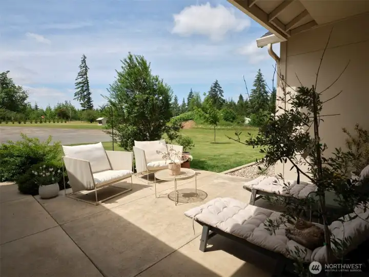 Welcoming entry/patio