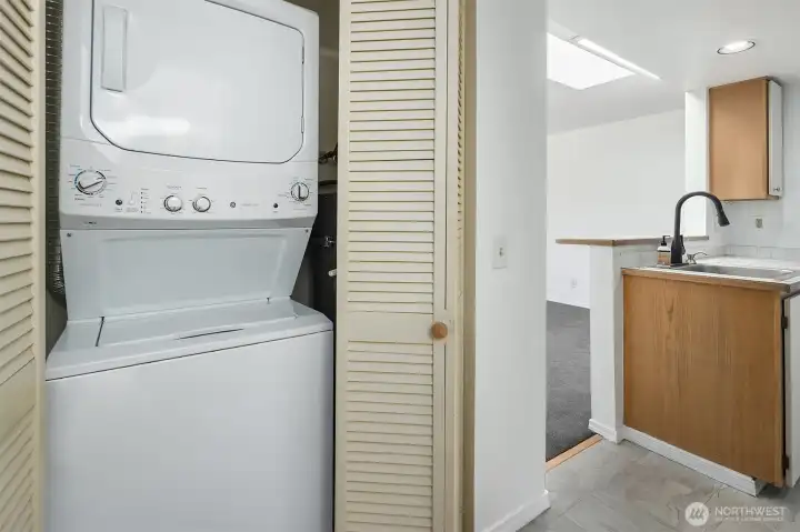 In unit Washer & Dryer.