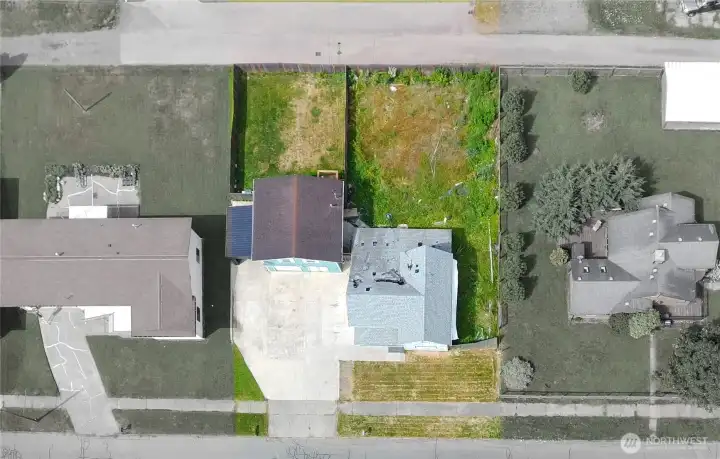 Approximate property lines Approximate property lines