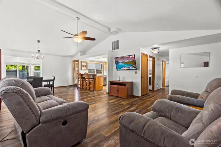 Spacious living room with vaulted ceilings. Spacious living room with vaulted ceilings.