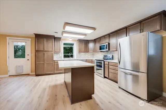 Kitchen with eating area