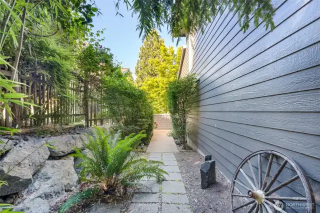 Walk Way to MIL