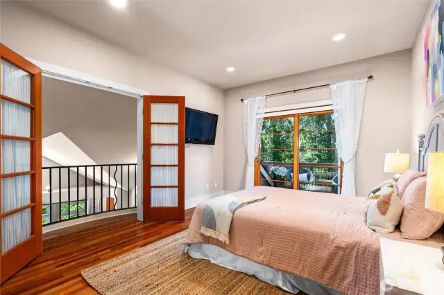 Upper Bedroom #2