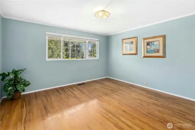 And another bedroom!
