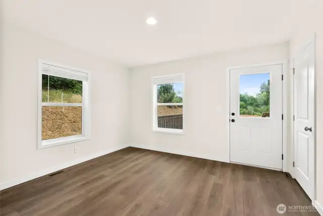 BONUS ROOM (for den, office , storage, ect...)